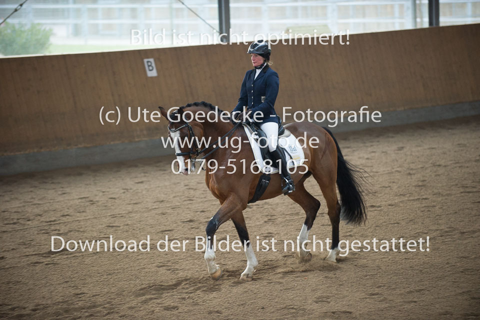 Mestern,-Julia---Sankt-Pauli-2_18.jpg