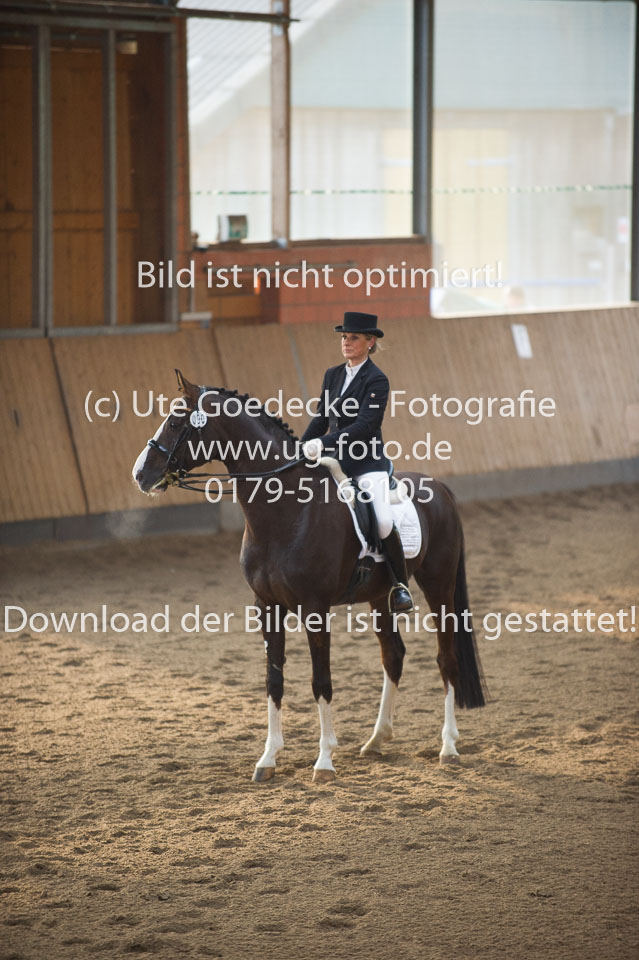 Mohr,-Susanne---Schneefuß_04.jpg