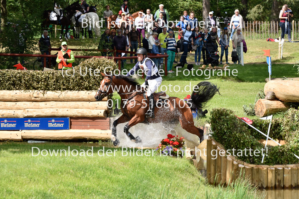 _UG06302.jpg