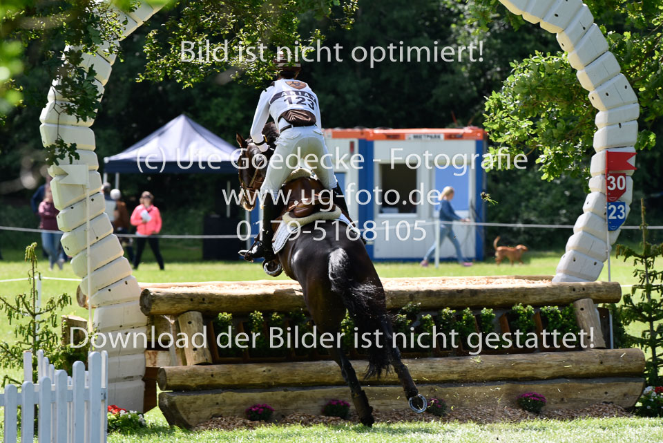_UG06332.jpg