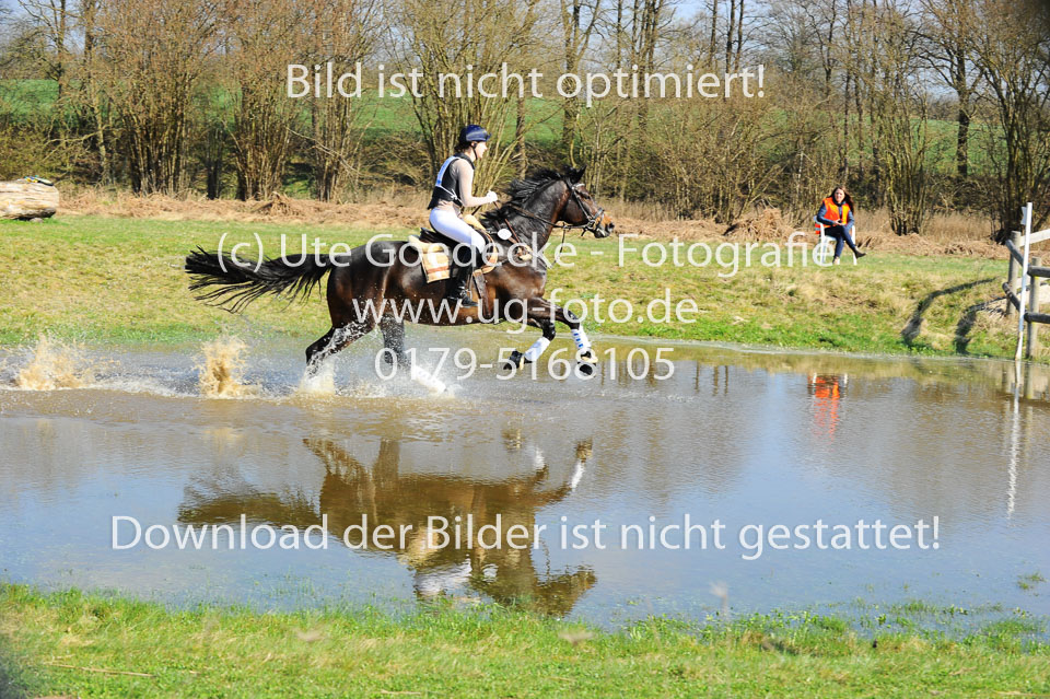 UG0_2153.jpg