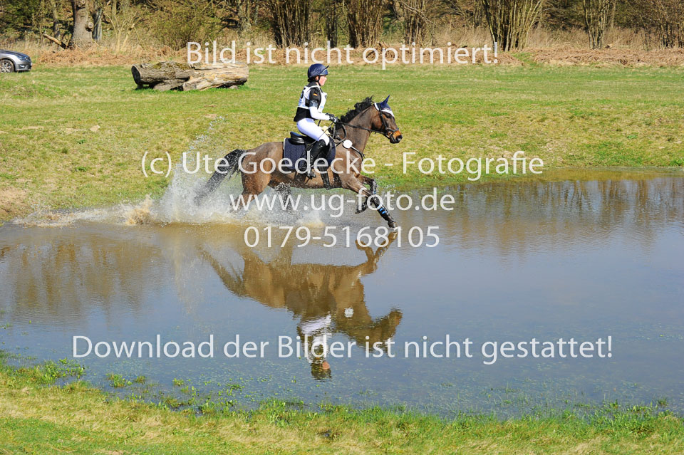 UG0_2495.jpg