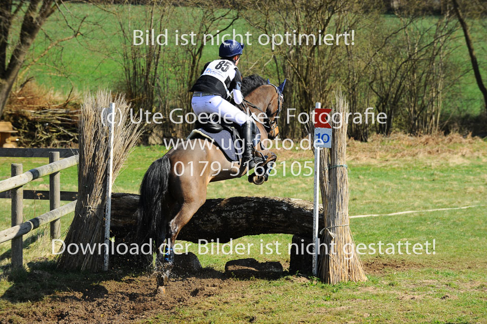 UG0_2498.jpg