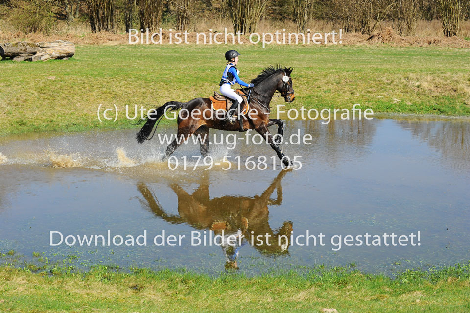 UG0_2526.jpg