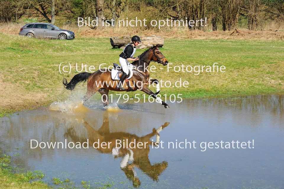 UG0_2598.jpg