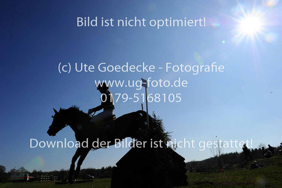 Lorenzen,-Annika---Cristall_05.jpg