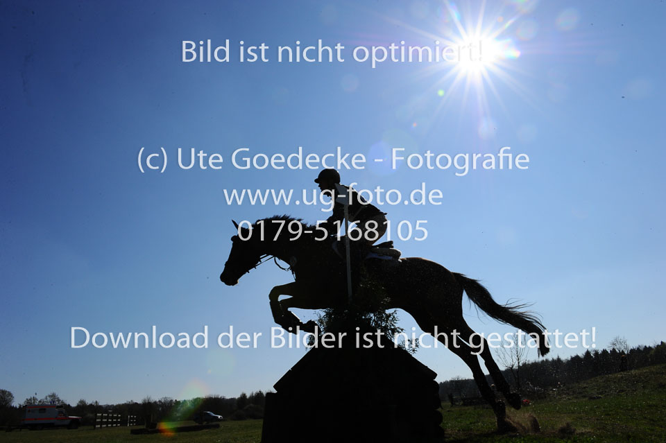 UG0_2903.jpg