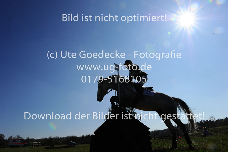 UG0_2957.jpg