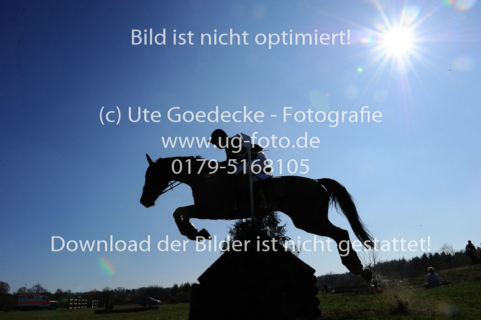 UG0_2965.jpg
