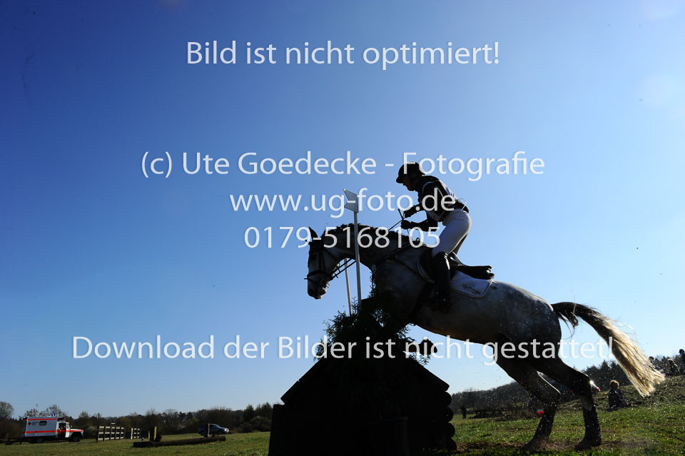 UG0_3103.jpg