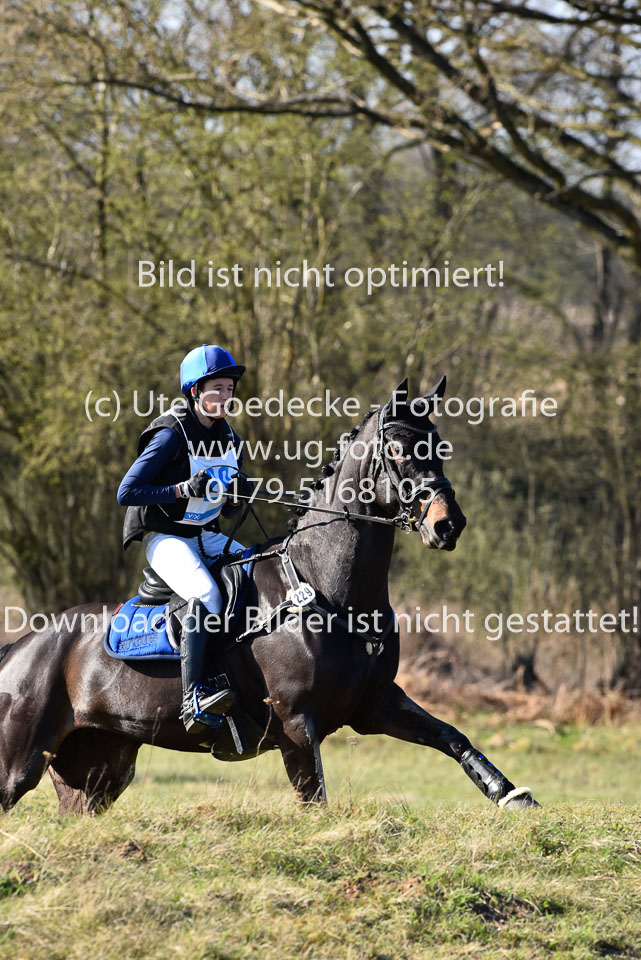 eckert,-Vanessa---Mexx-B_09.jpg