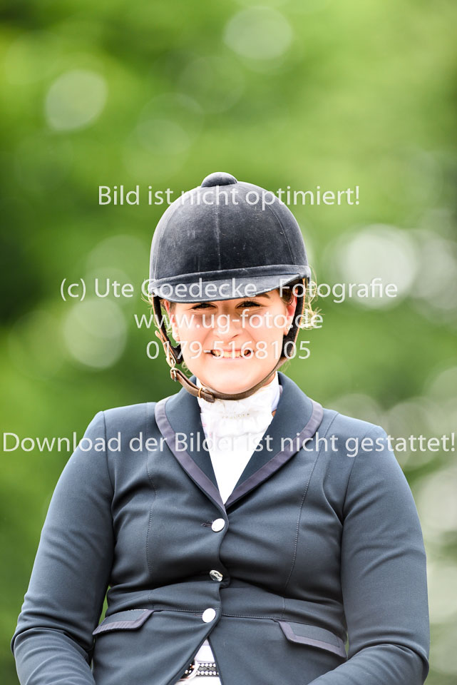 Behrens,-Isabell---Pantau-15_7.jpg