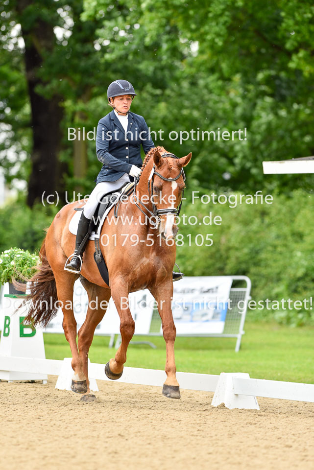 Christiansen,-Tanja---Liumcazaro-_02.jpg