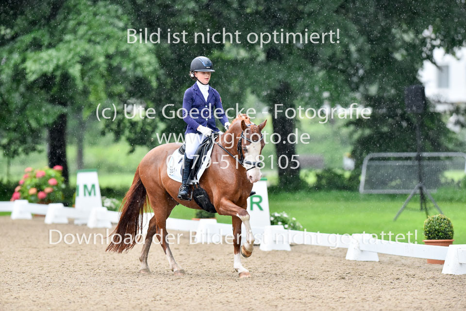 Oertzen,-Soe-Isabell---Kosmo-von-Esseborg_01.jpg