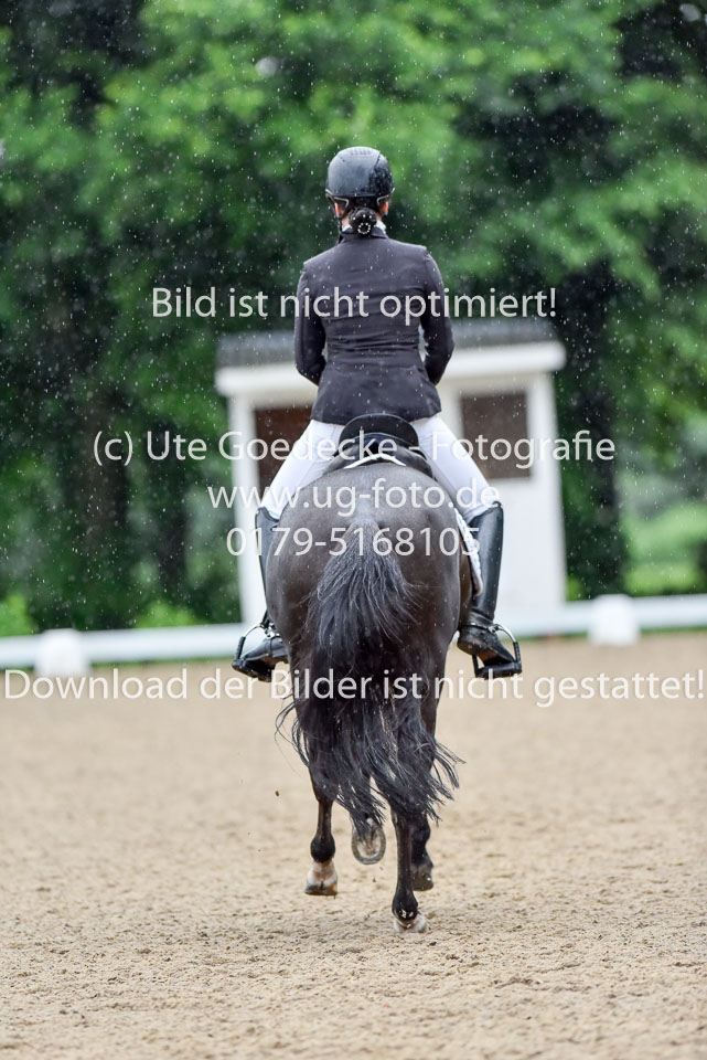 Ritscher,-Carlotta-Maria---Mon-Cherie_01.jpg
