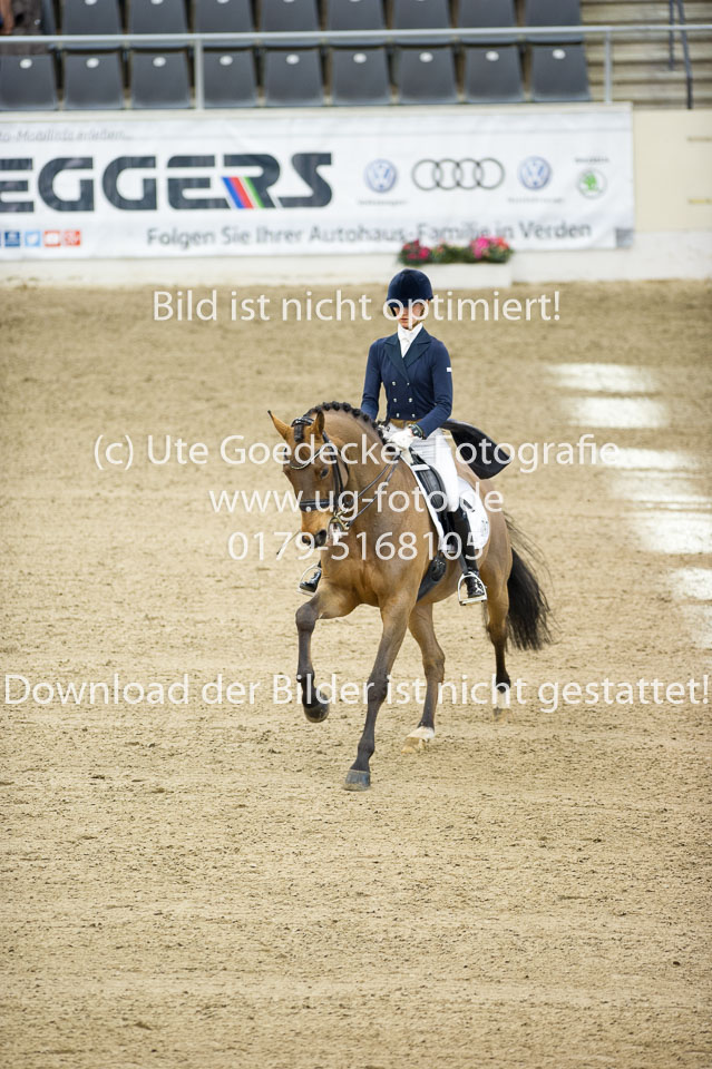 Merveldt,-Patricia-von---Zalentijn-Rose-_07.jpg