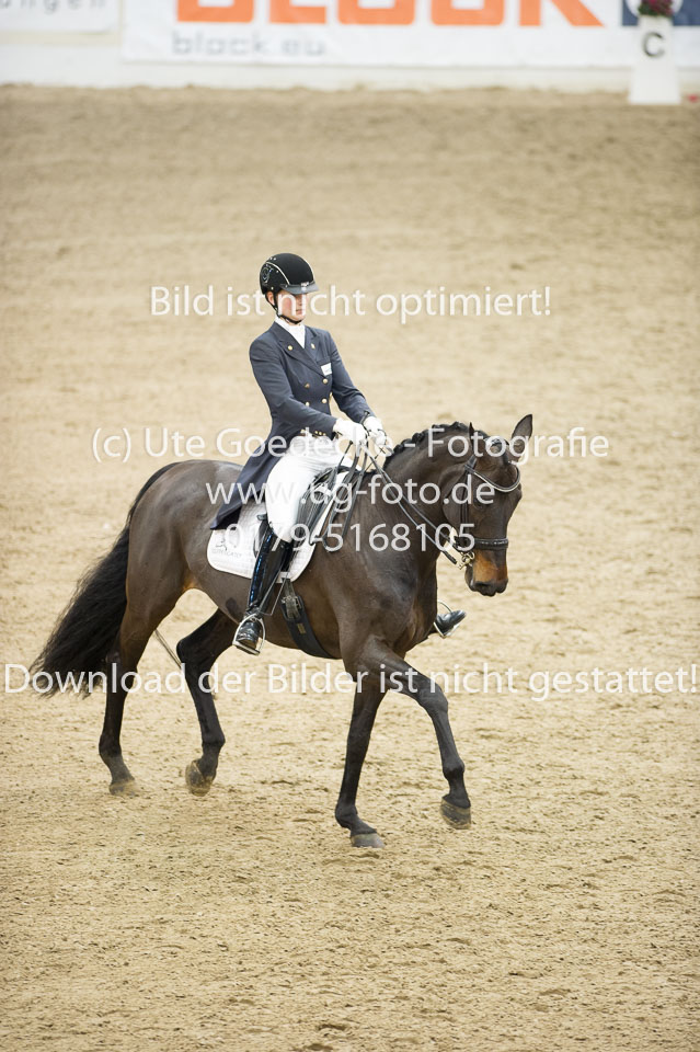 Nowag,-Carolin---Diamond-Child-_14.jpg