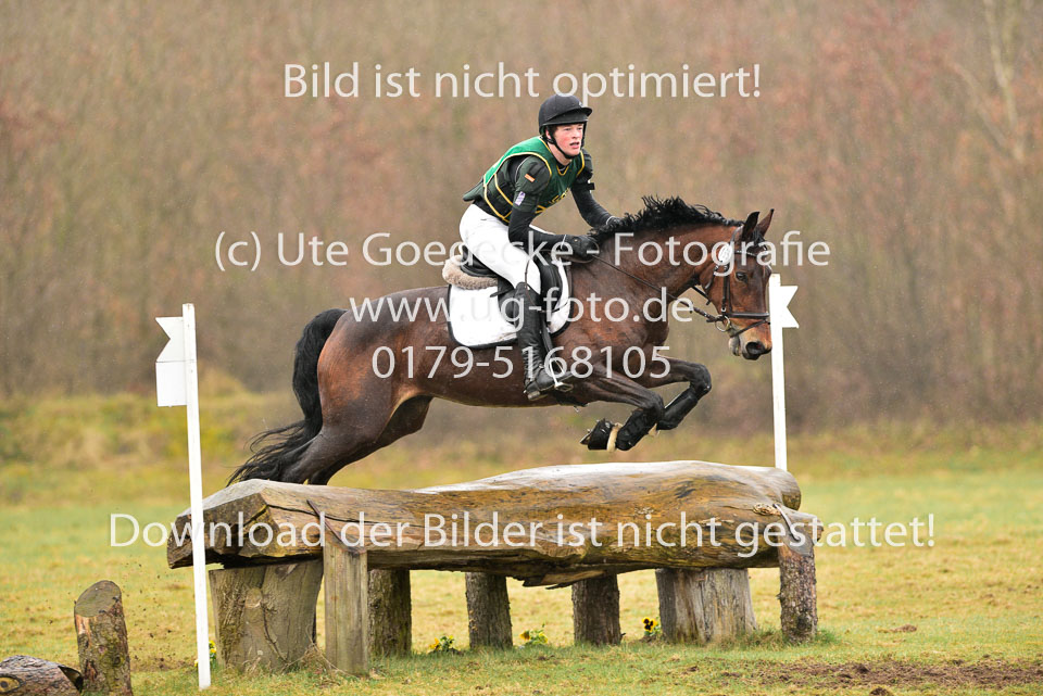 15-4-18-Gelände-A---330.jpg