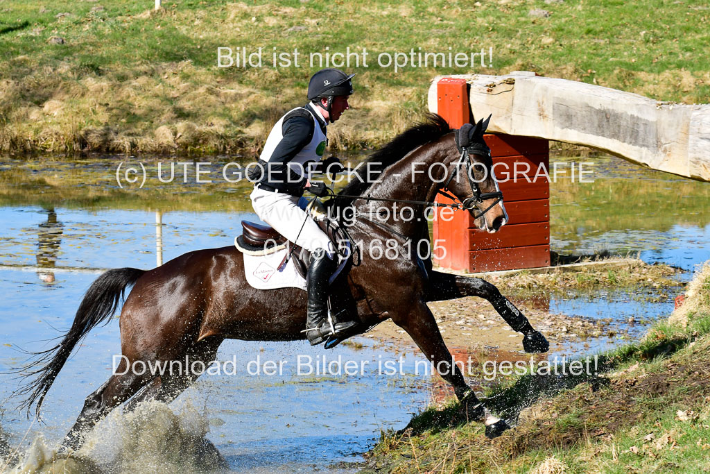  | Aldinger, Nicolai 270322 _39 