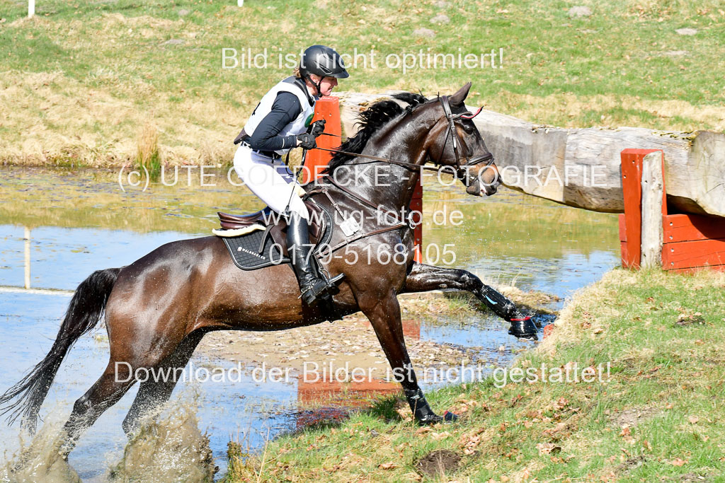  | Jankowski, Beeke 270322 _13 