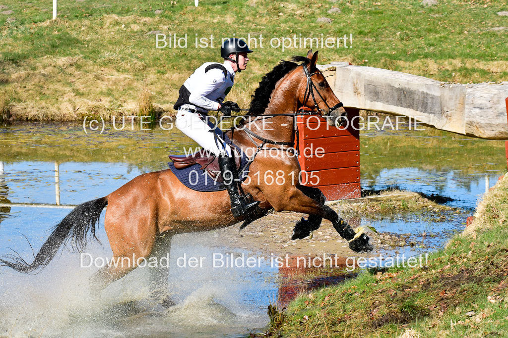  | Knaak, Ben Philipp  270322_05 
