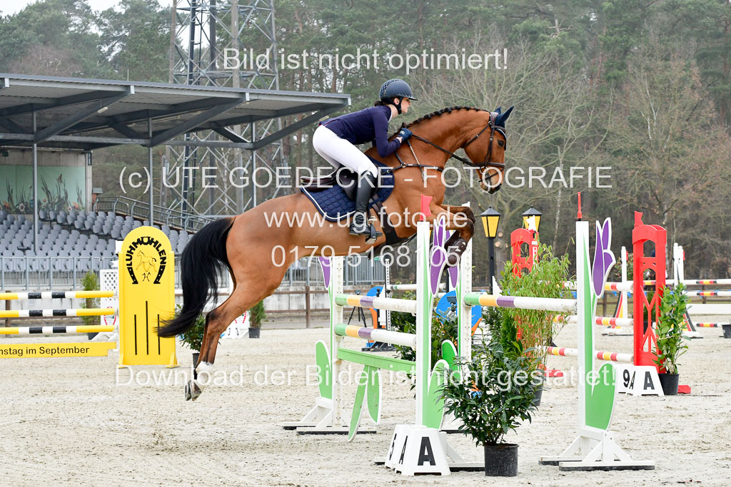  | Laumann, Emilie 270322_03 