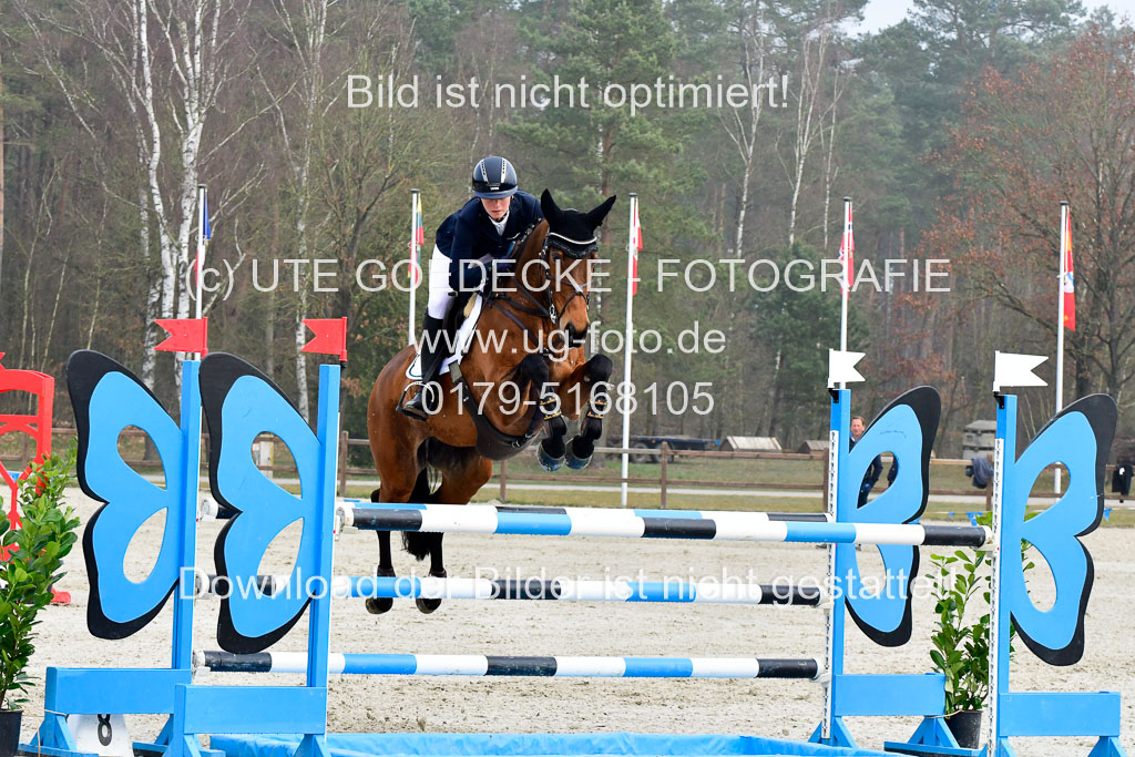  | Leube, Sophie 270322_06 