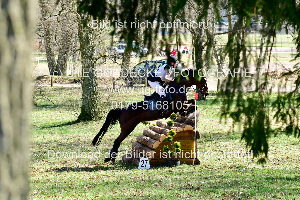  | Warner, Julia 270322_06 