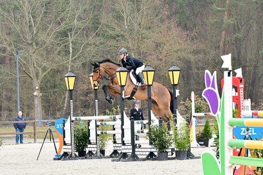  | Dibowski, Alina 270322_03 