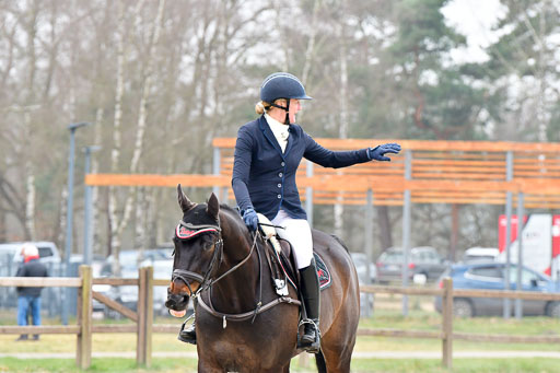  | Jankowski, Beeke 270322 _02 