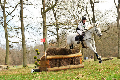  | Labes, Sabrina - Butterblume 270322 