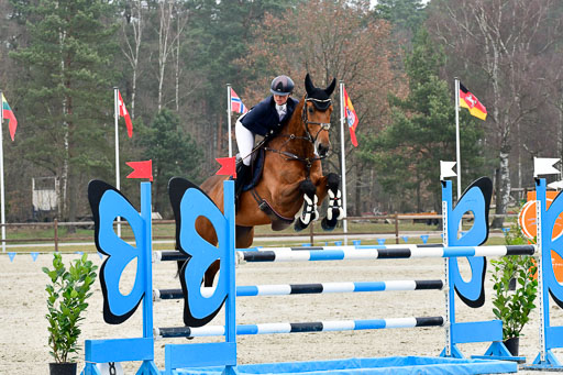  | Spiering, Nele 270322_13 