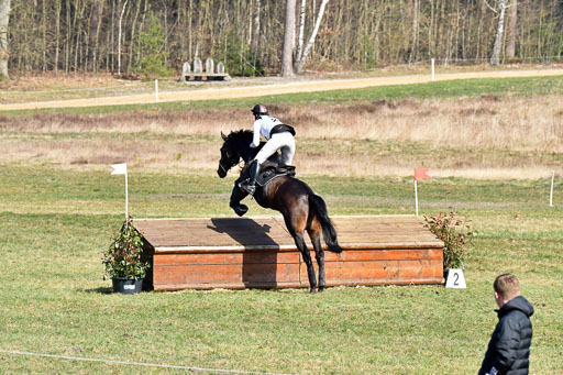  | Wewer, Jule  27u0322_11 