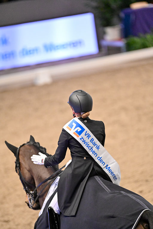  | Bredow-Werndl, Jessica von - TSF Dalera - Trak s_15 