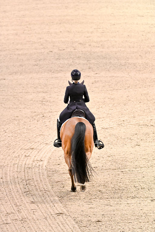  | Ramel, Antonia - Curiosity - HOLST 