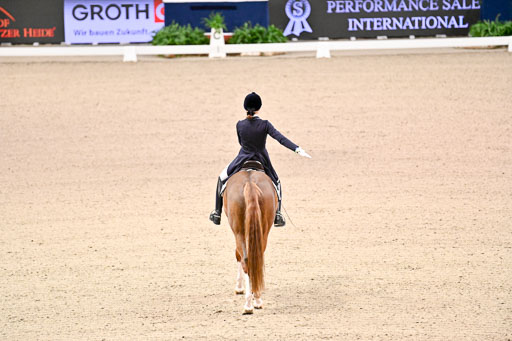  | Dungern, Antonia von - DSP Queen Rubin - BrAnh_03 