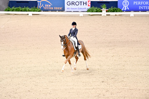  | Dungern, Antonia von - DSP Queen Rubin - BrAnh_04 