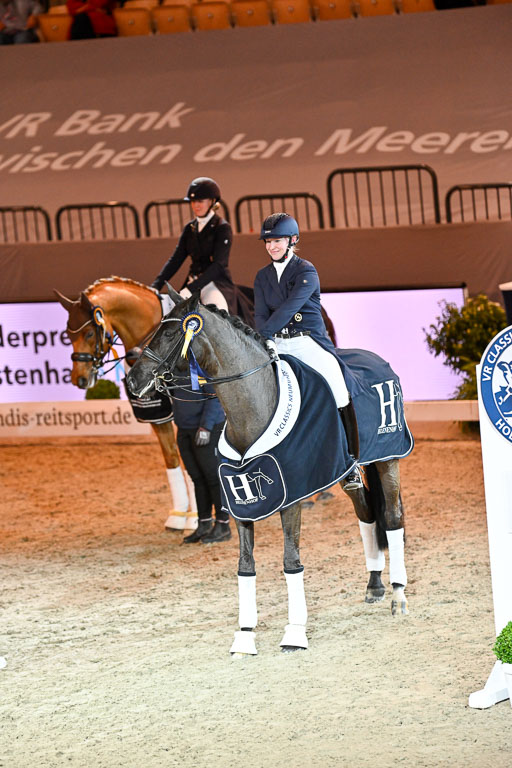  | Wego-Engelmeyer, Nicole - Saphir Royal - Rhld_34 