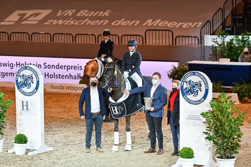  | Wego-Engelmeyer, Nicole - Saphir Royal - Rhld_38 