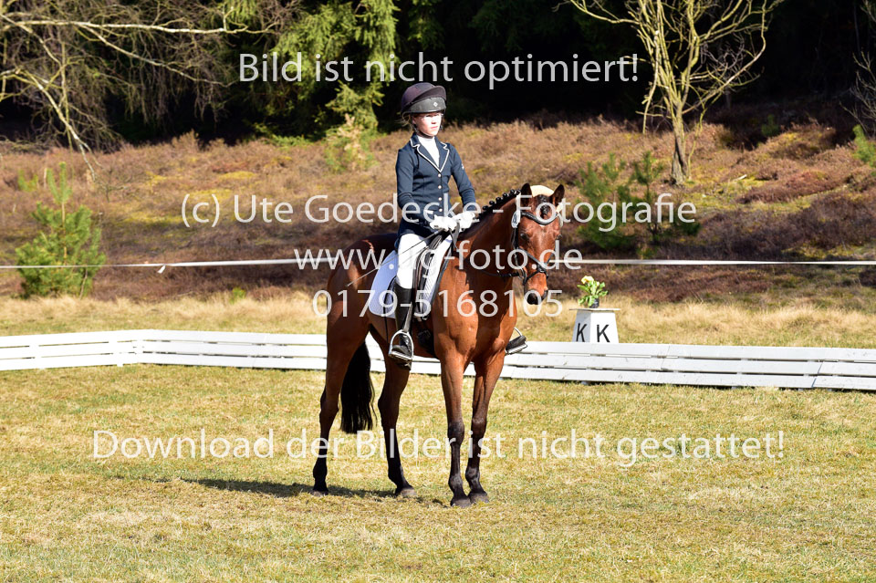 2018-4-8--Dressur-WB-E_287.jpg