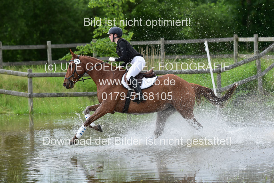 Stilgeländeritt-Kl-E-_115.jpg