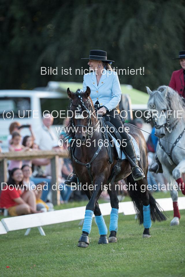 Bad-Segeberg-Show-_250.jpg