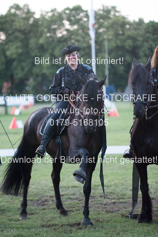 Bad-Segeberg-Show-_604.jpg