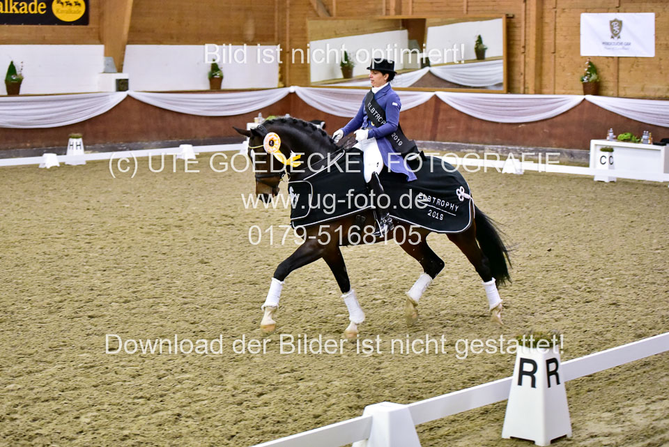 Siegerehrungen-Elbtrophy-_79.jpg