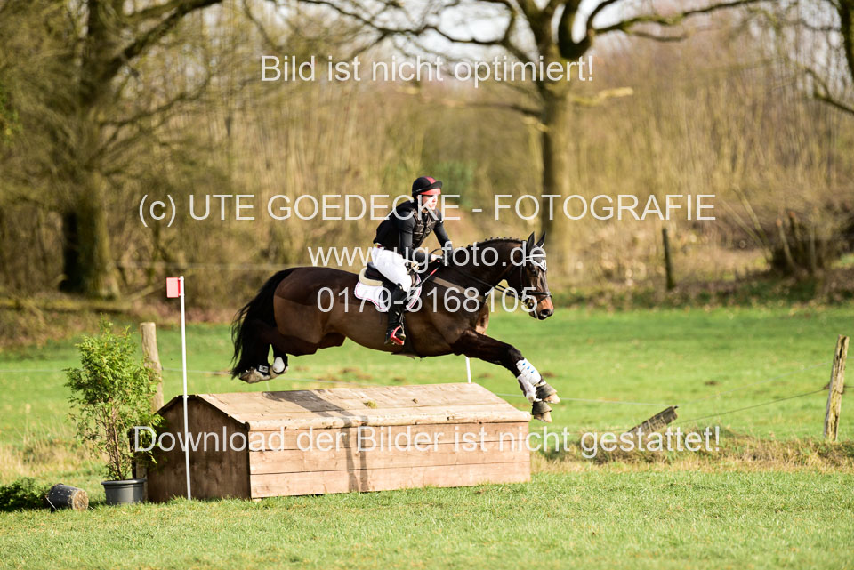 Lux,-Sven---Cremon_04.jpg