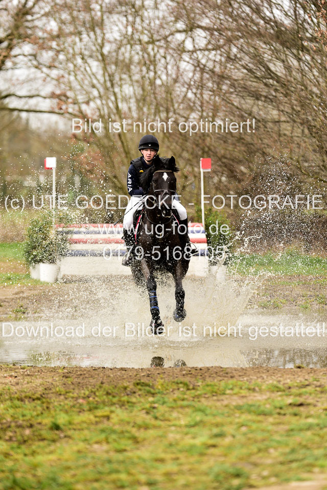 Conrad-140--Prahl,-Anna-Lucie_04.jpg