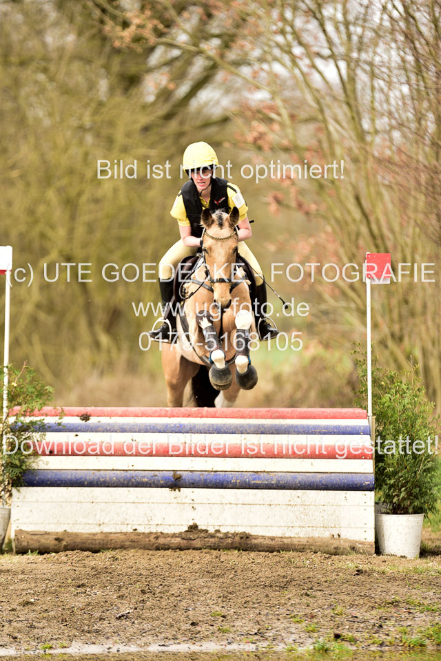 Rainstown-Queen---Berkholz,-Anna-Klara_02.jpg