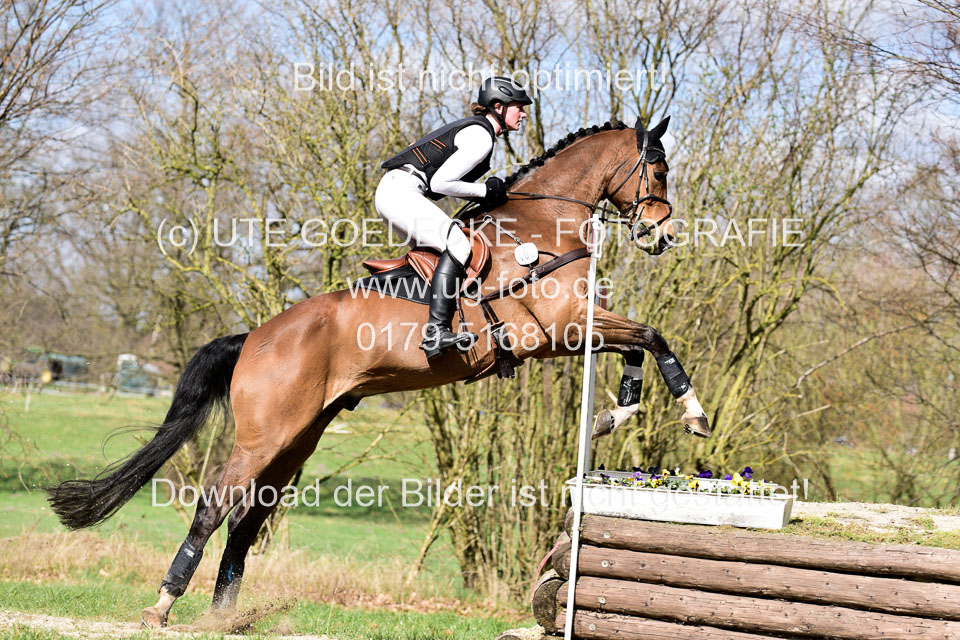Ruling-Spirit---Wewer,-Jule_6.jpg