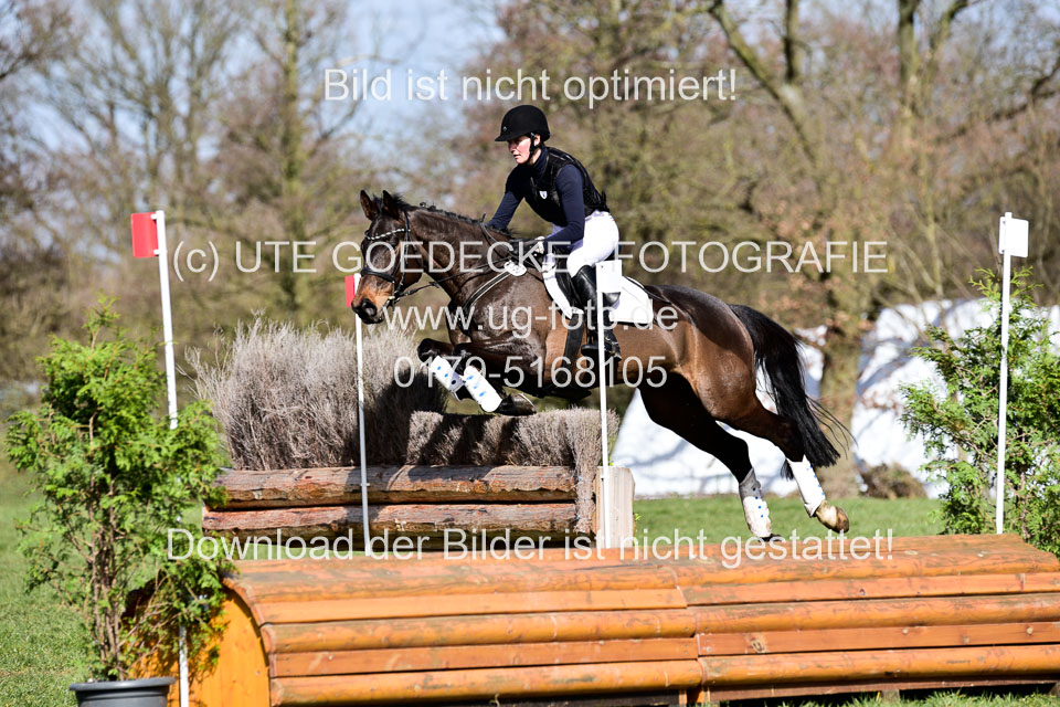 Timothy---Tödt,-Martina-_07.jpg