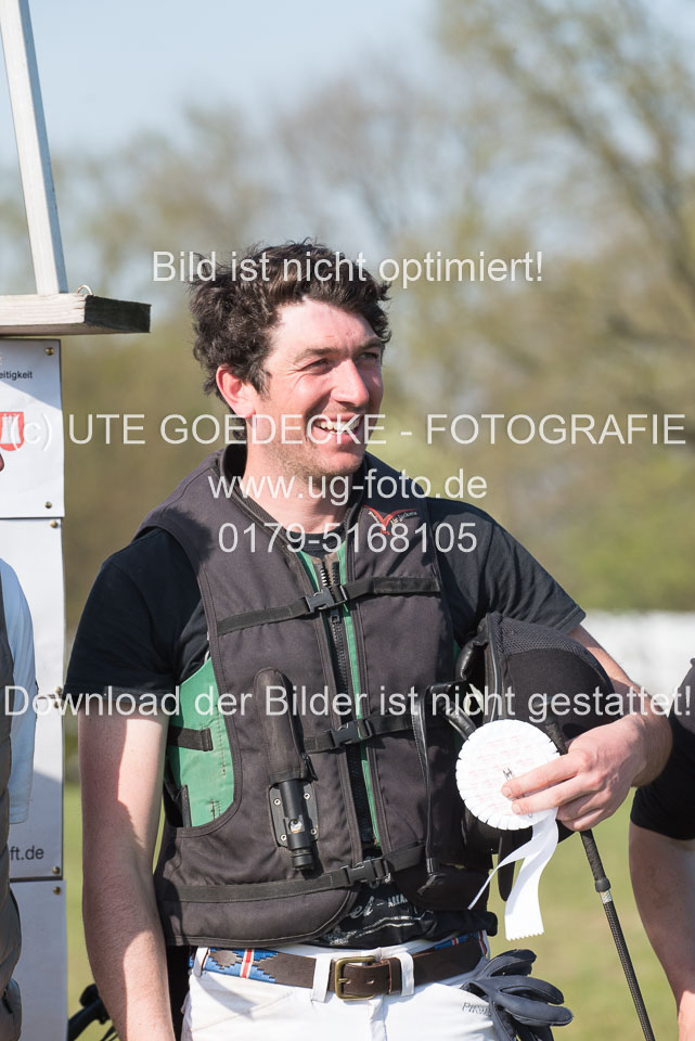 24042019--Springpferde-L_118.jpg